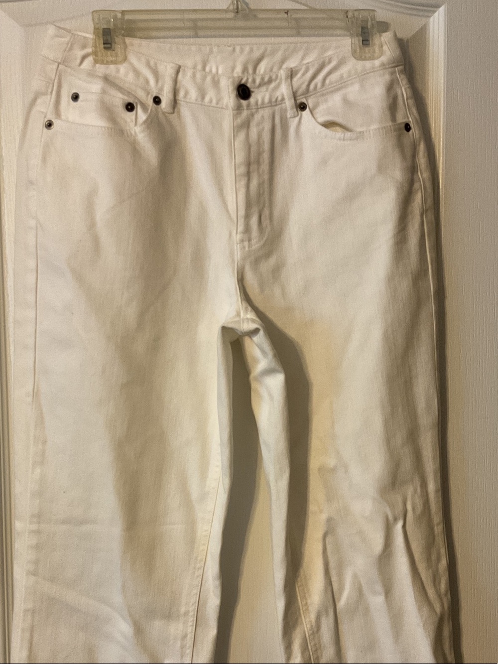 Talbots White Straight Leg Jeans size 6 long